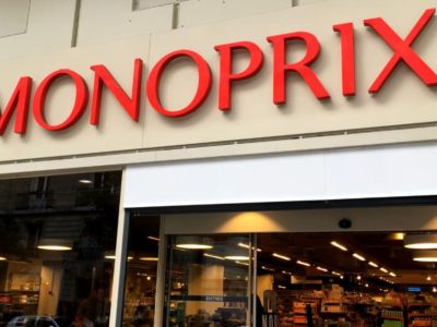 La chaîne de supermarchés française Monoprix embauche des préposés aux supermarchés à travers le pays