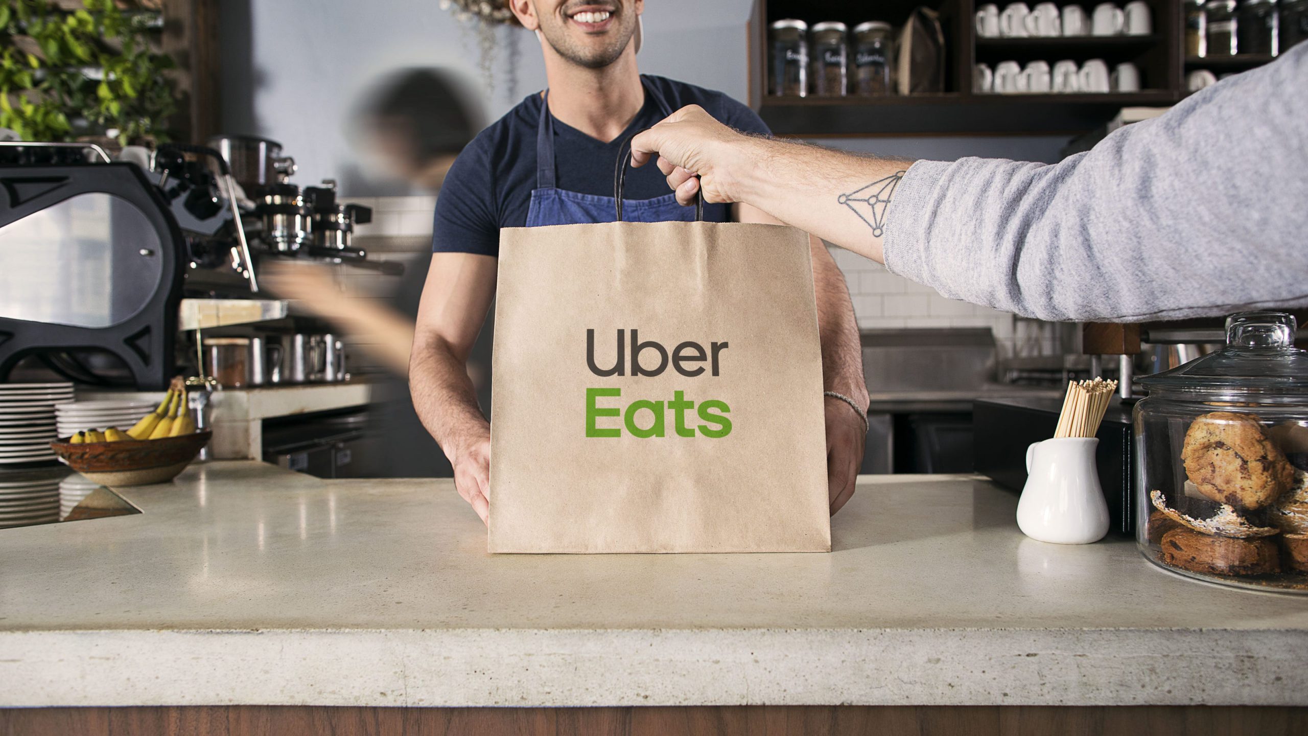 Soyez votre propre patron avec Uber Eats : des livreurs recherchés partout en France